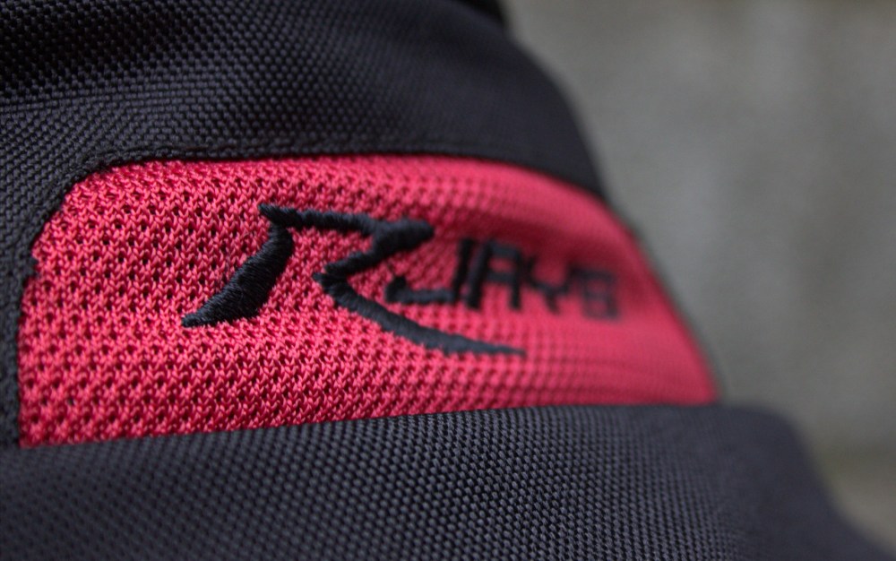 RJays All Season II - Collar Detail