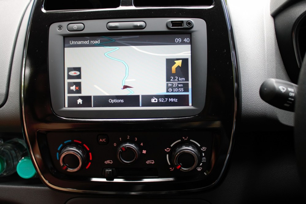 Kwid - 7 inch touchscreen infotainment system