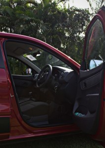 Kwid - Red, Front RHS Cabin View.CR2