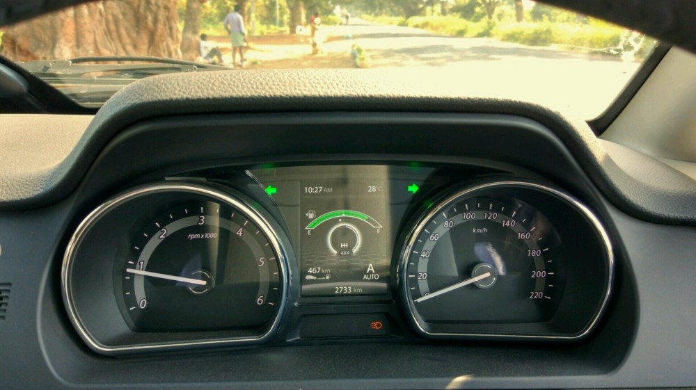 Meter Console - Tata Hexa.jpg